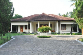 Villa Bugis Kalibaru